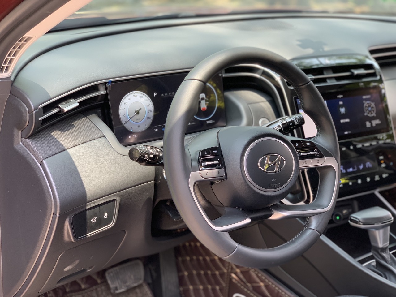 Hyundai Tucson 2.0ATH 2021 màu đỏ  (Đã bán)