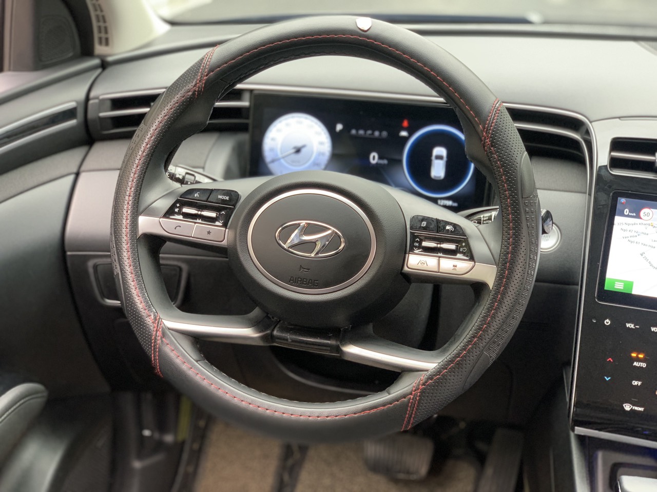 Hyundai Tucson 2.0ATH 2022 màu đen (Đã bán)