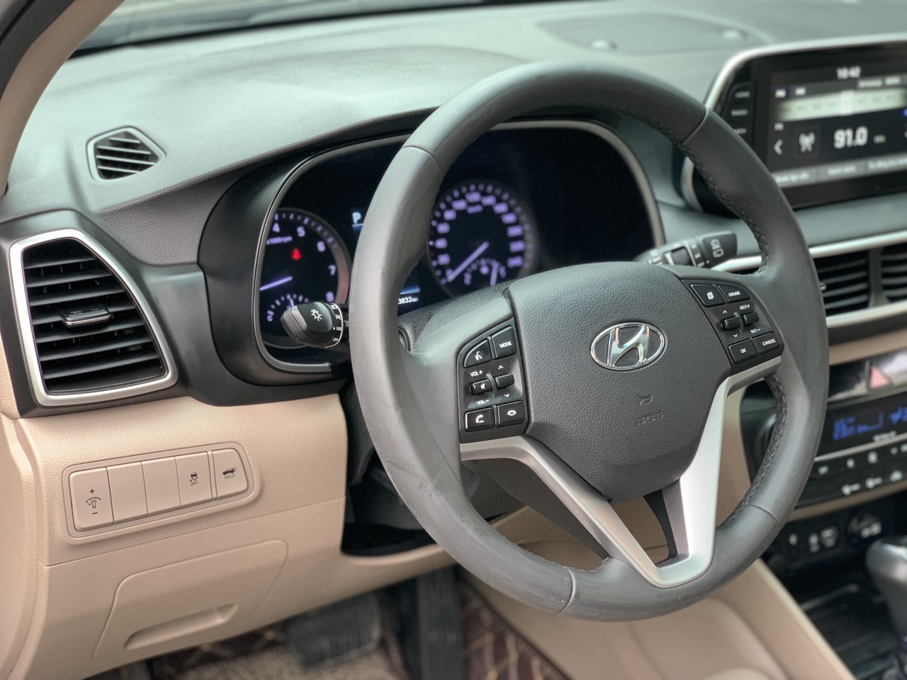 Hyundai Tucson 2.0ATH 2019 màu đen (Đã bán)