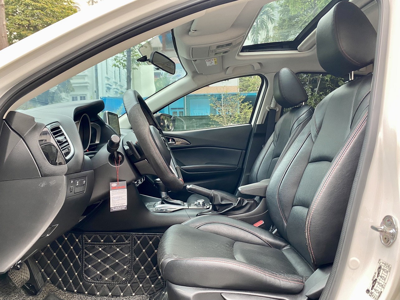 Mazda 3 1.5AT 2016 màu trắng (Đã bán)