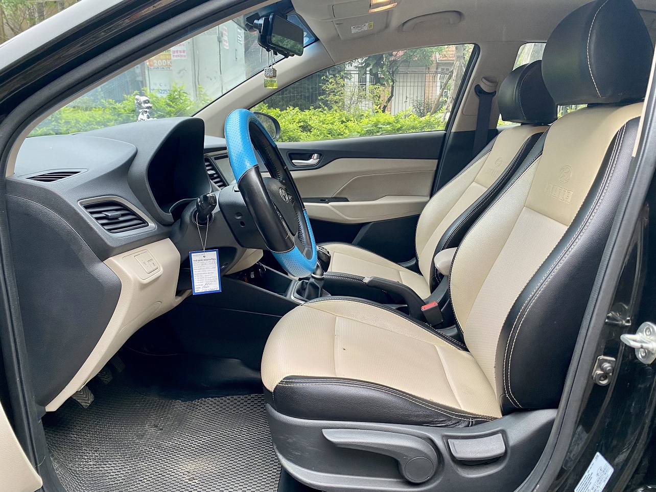 Hyundai Accent 1.4MT 2019 màu đen (Đã bán)