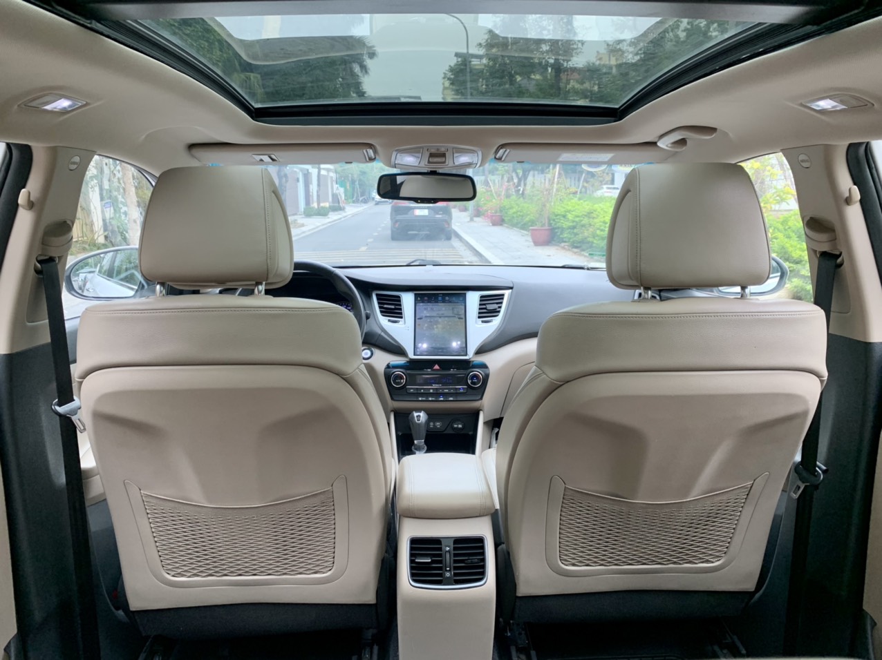 Hyundai Tucson 2.0ATH 2015 màu trắng (Đã bán)