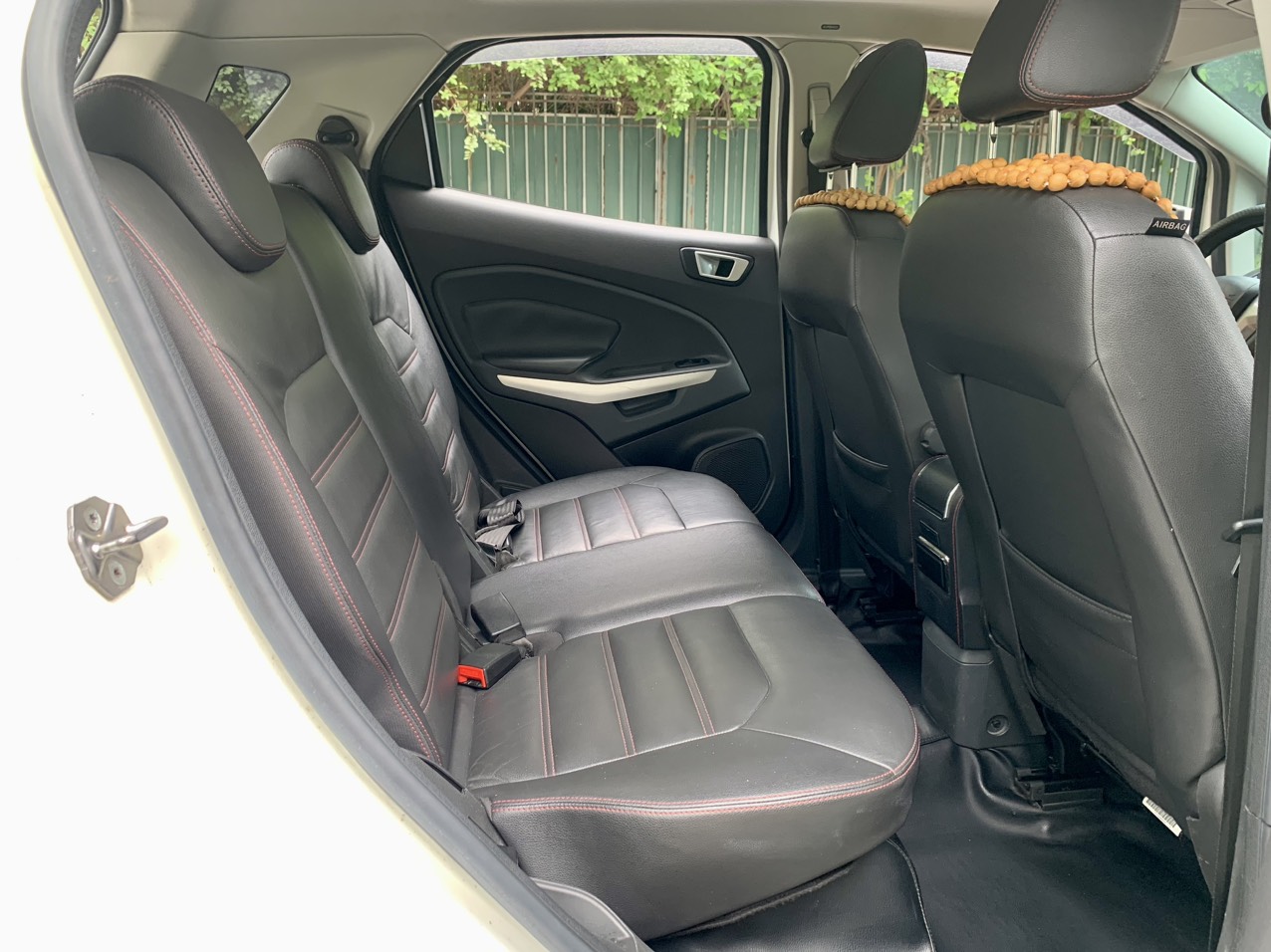 Ford Ecosport 1.5 Titanium 2016 màu trắng (đã bán)