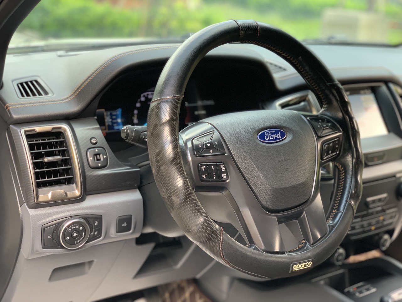 Ford Ranger Wildtrak 3.2L 4x4 AT 2017 màu trắng (Đã bán)