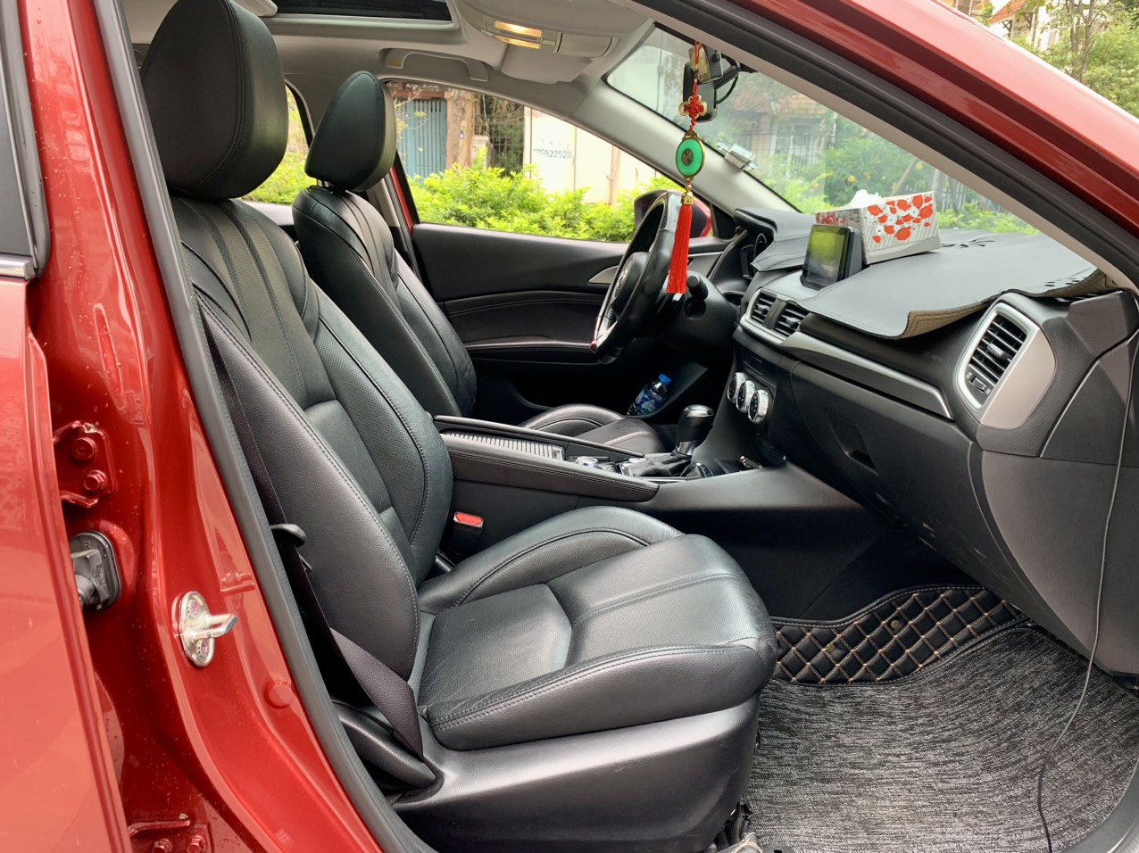 Mazda 3 1.5AT FL 2017 màu đỏ (đã bán)