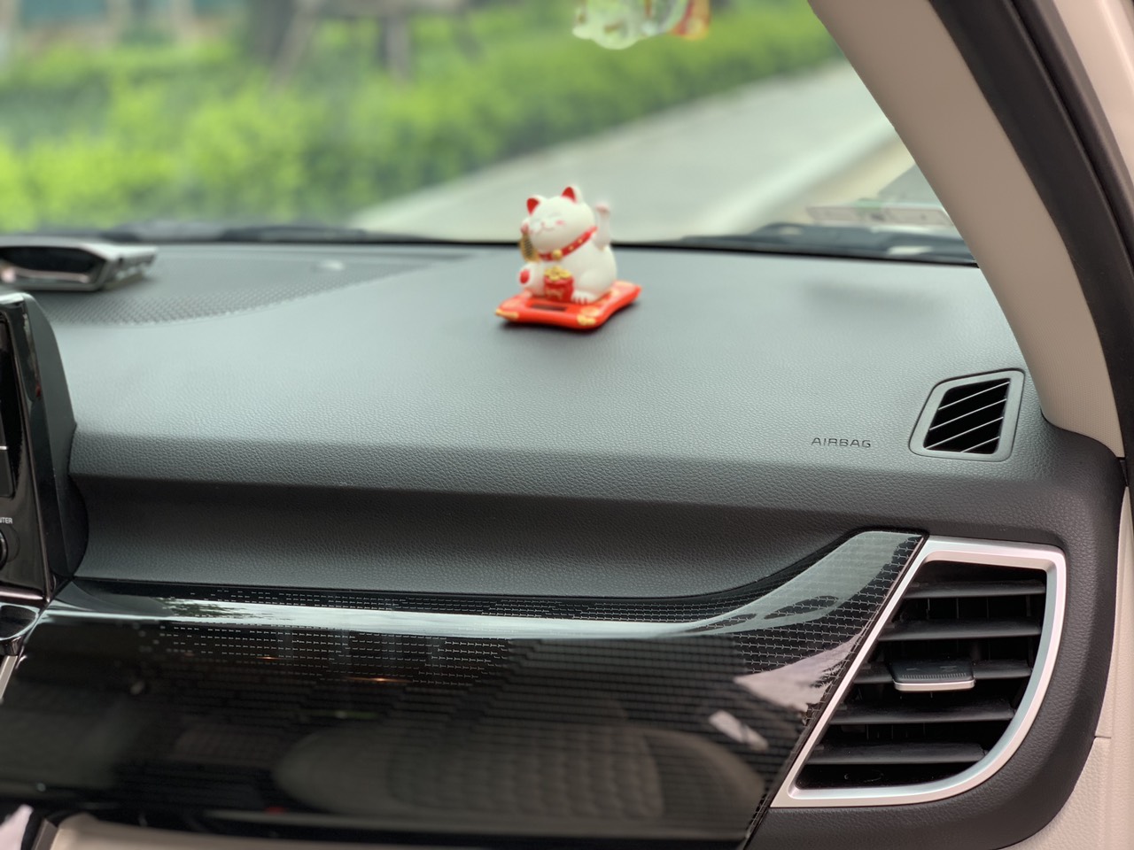 Kia Seltos 1.4 Luxury 2021 màu trắng (Đã bán)