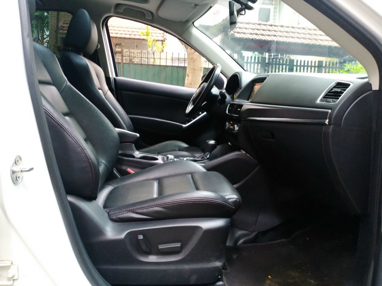 Mazda CX5 2.5 AT 2016 màu trắng (Đã bán)