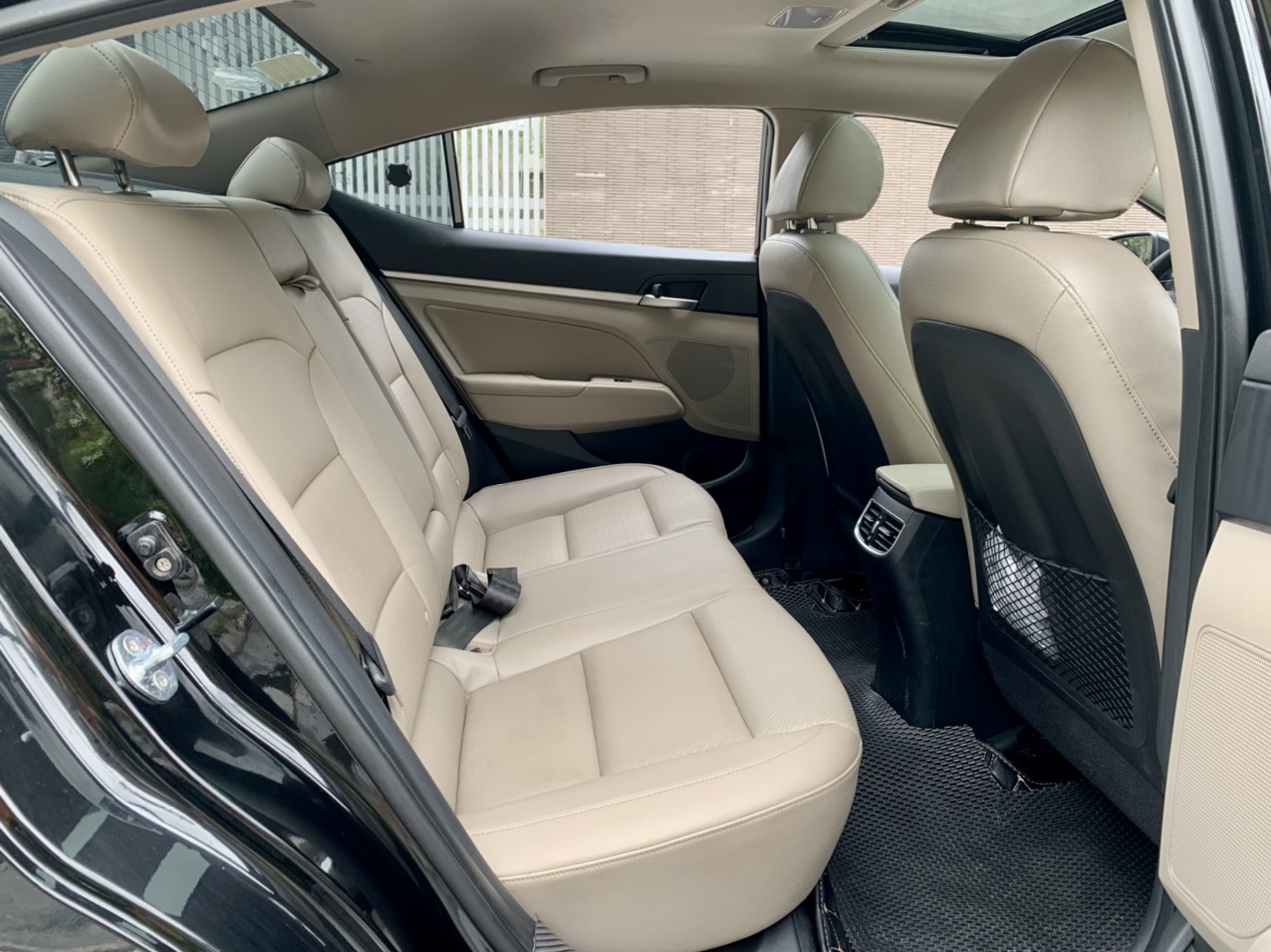 Hyundai Elantra 2.0AT 2020 màu đen (Đã bán)