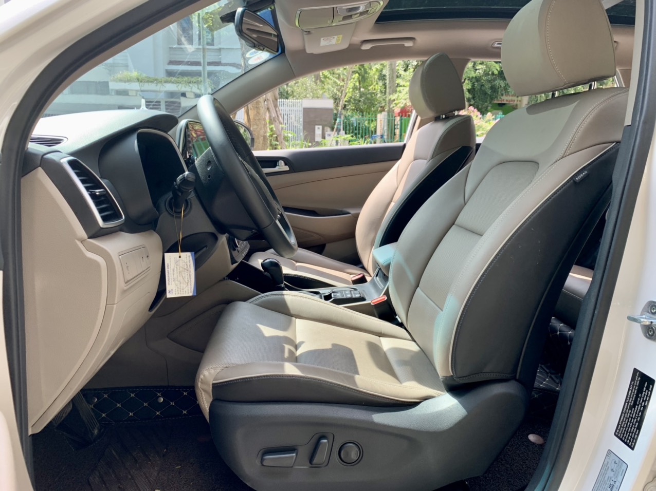 Hyundai Tucson 2.0ATH 2020 màu trắng (Đã bán)