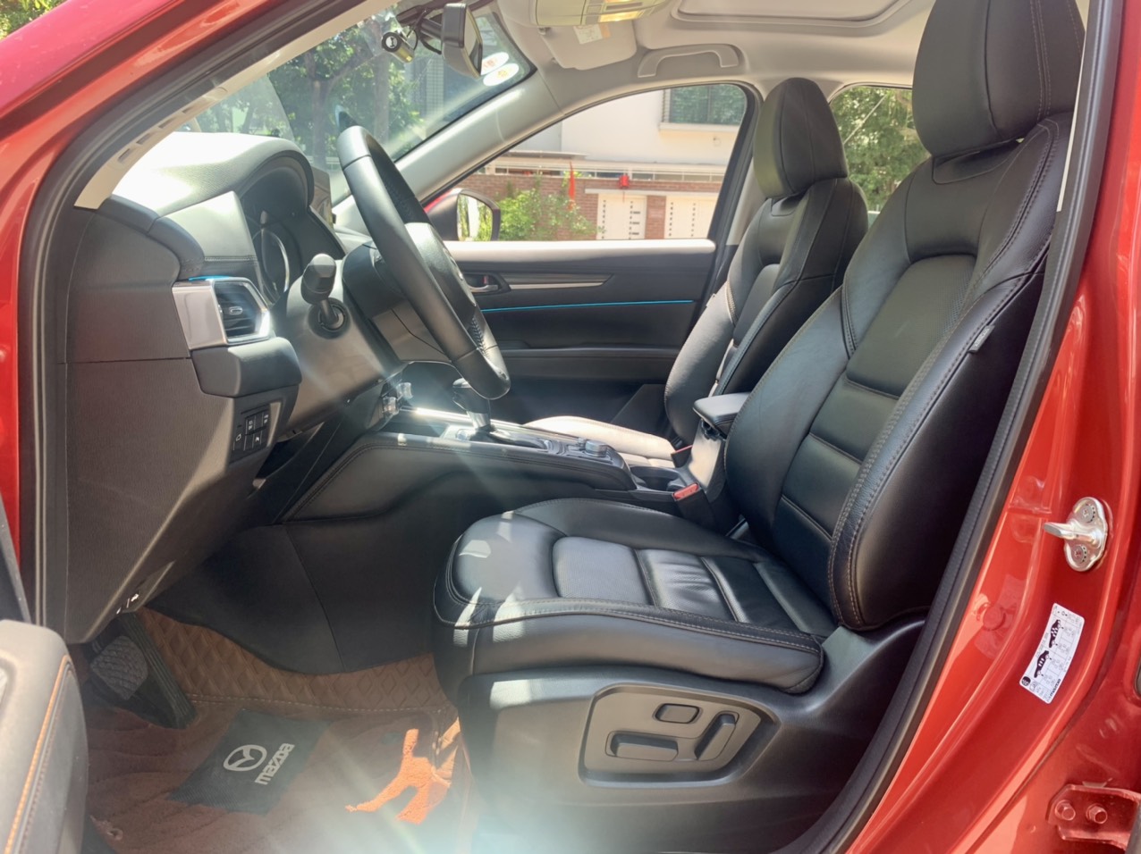 Mazda CX5 2.0 Luxury 2021 màu đỏ pha lê (đã bán)