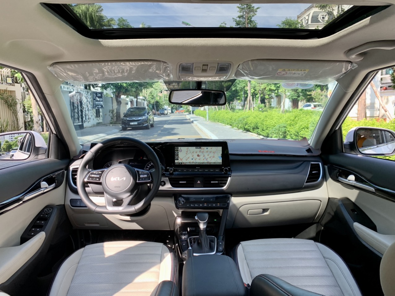 Kia Seltos 1.4 turbo Premium 2022 màu trắng (đã bán)