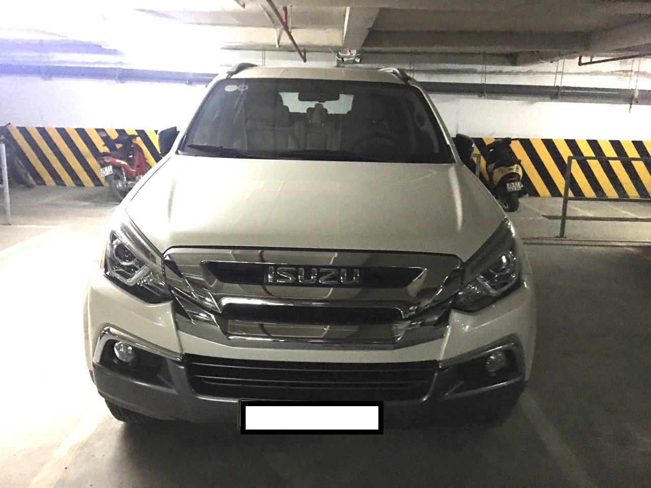 Isuzu Mu-X Prestige 4x2