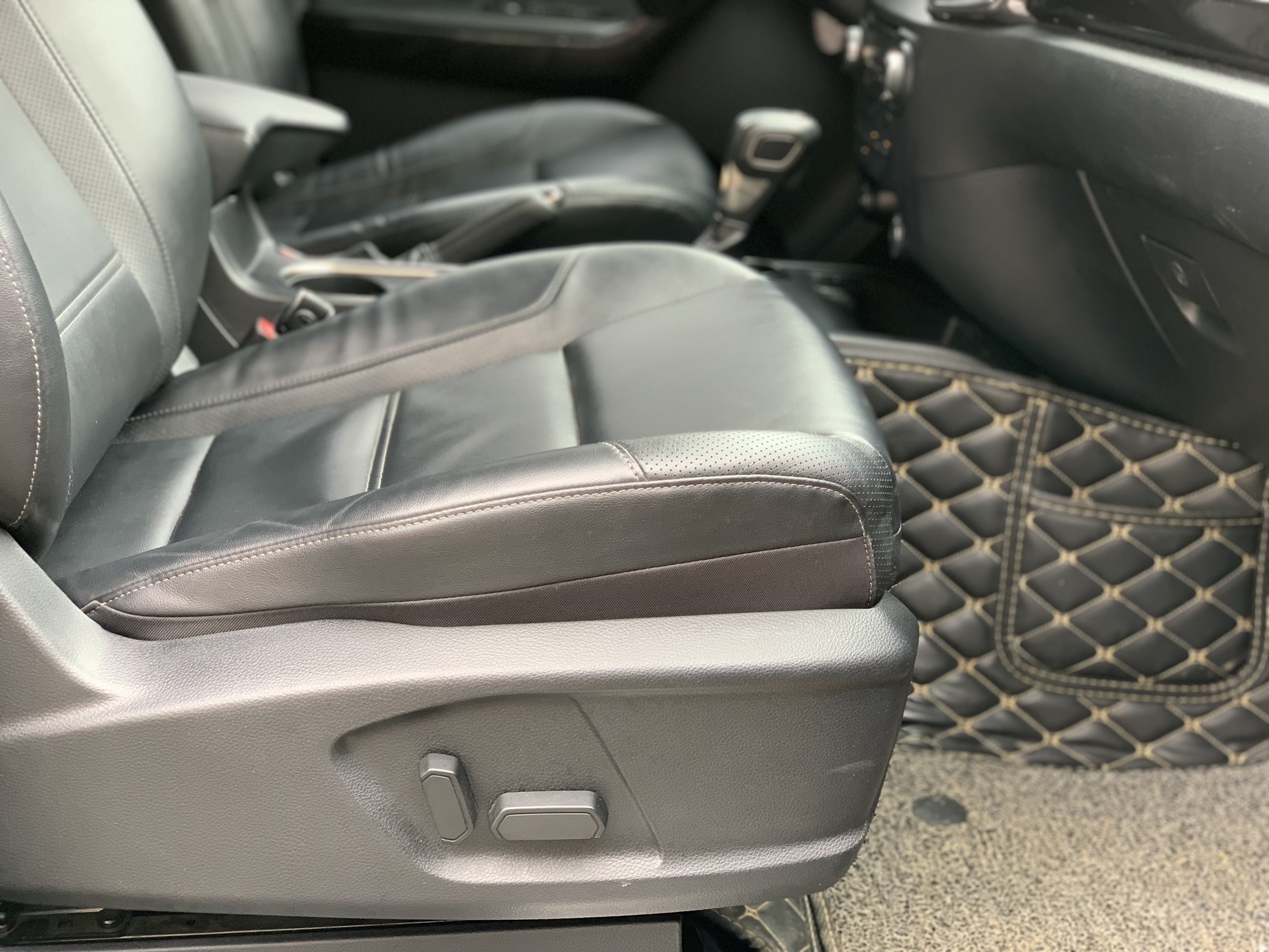 Ford Everest Titanium 2.0L 4x2 AT 2020 (đã bán)