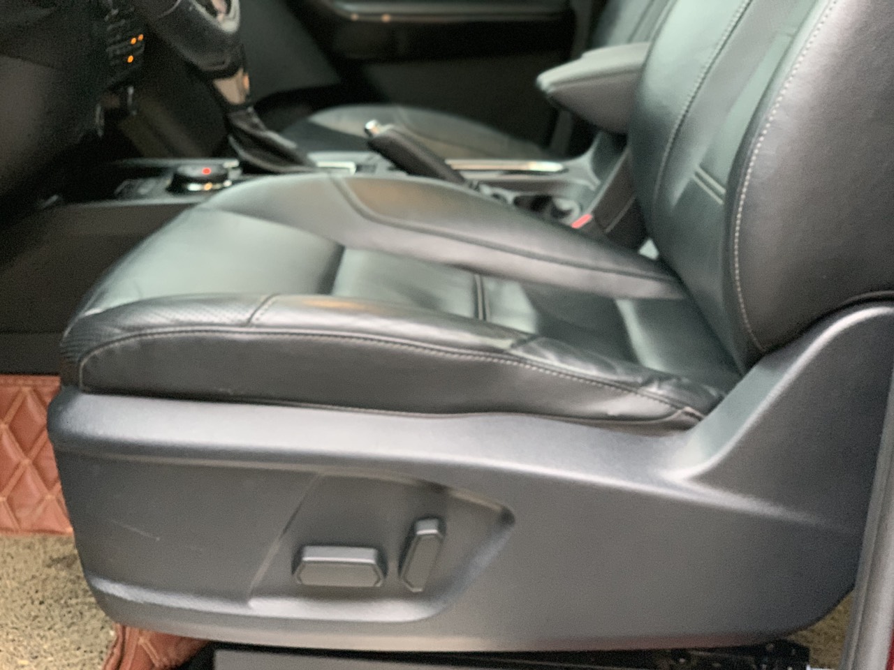 Ford Everest Titanium 4x4 2 cầu 2019 (đã bán)