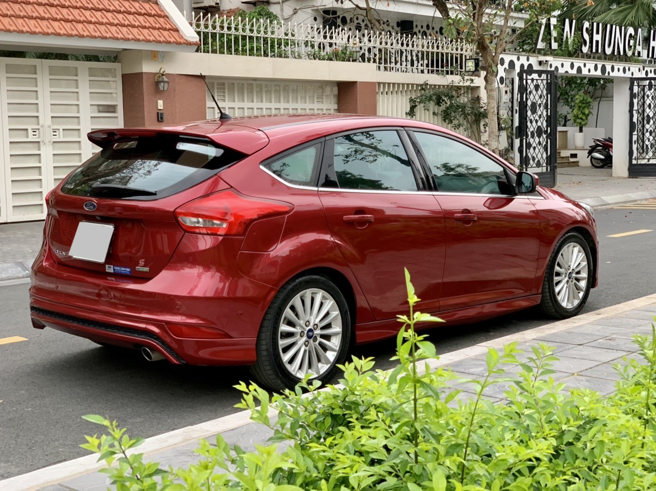 Ford Focus S Hatchback 2016 (đã bán)
