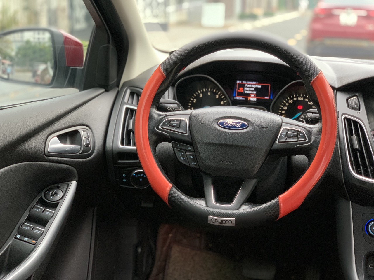 Ford Focus S Hatchback 2016 (đã bán)