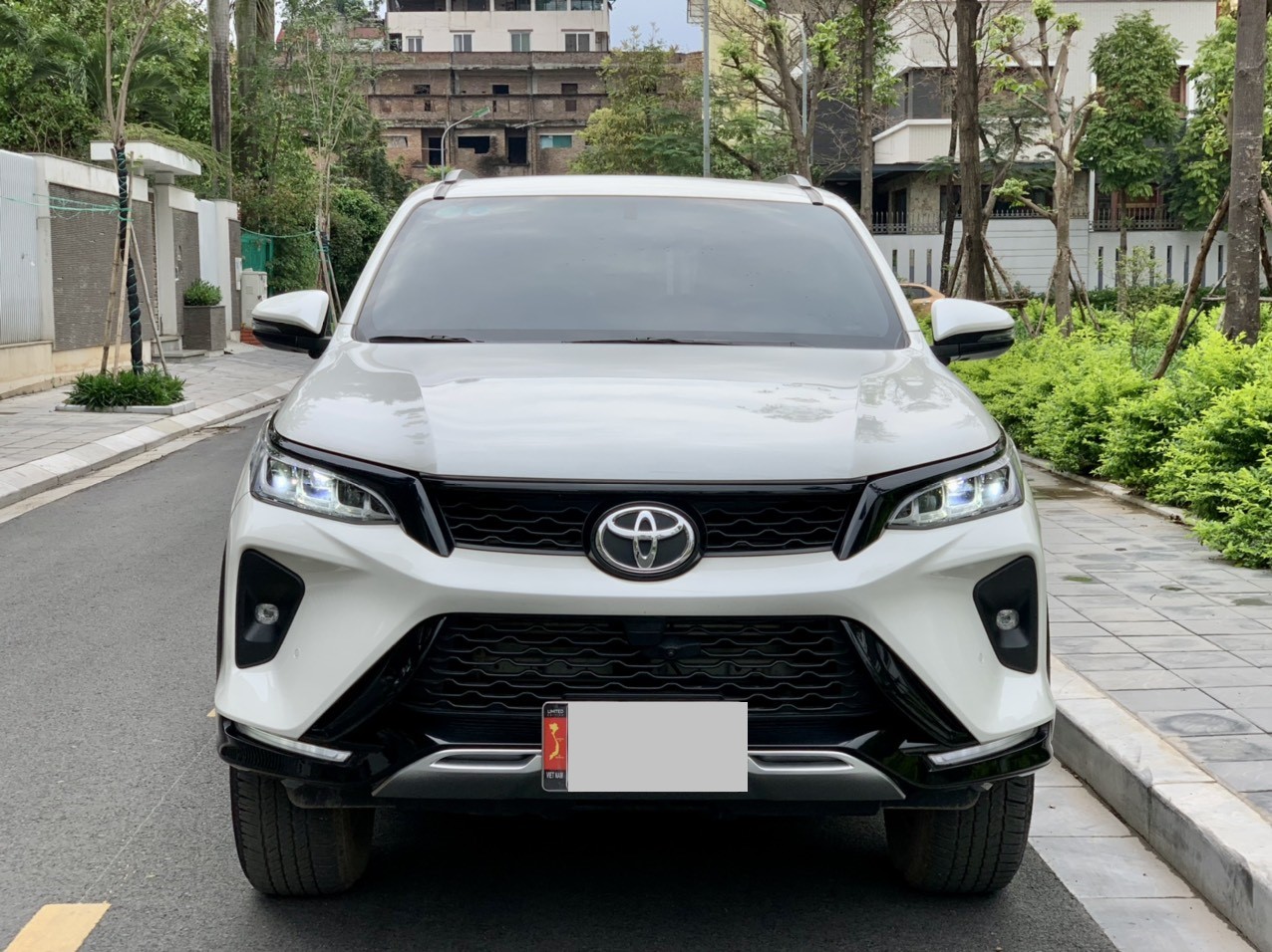 Fortuner Legender 2.4G 4x2 AT 2020 (đã bán)