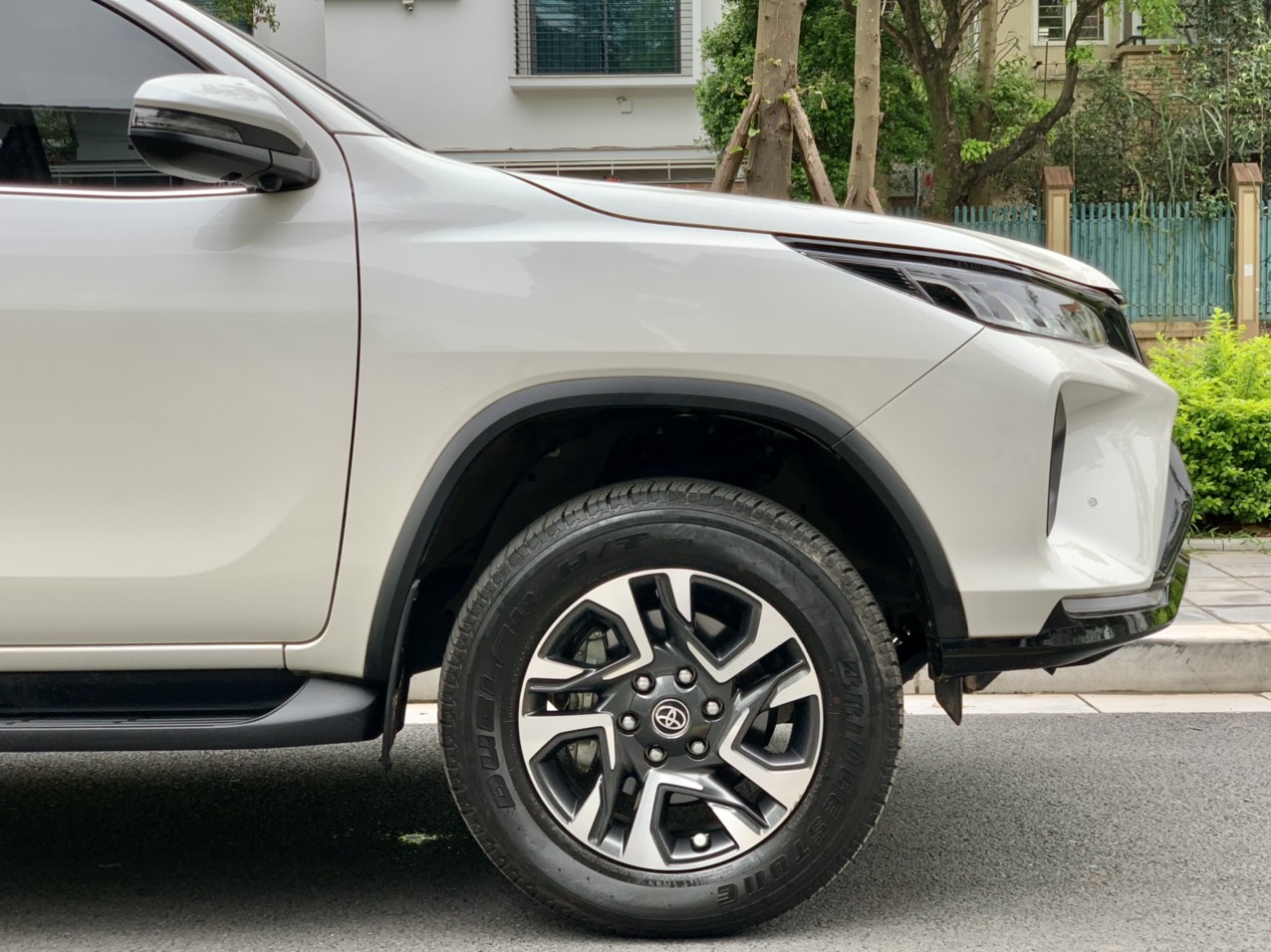 Fortuner Legender 2.4G 4x2 AT 2020 (đã bán)