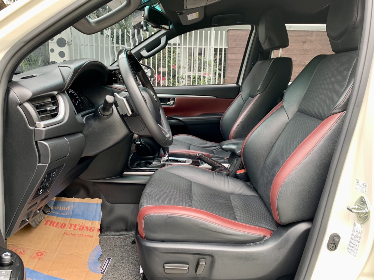 Fortuner Legender 2.4G 4x2 AT 2020 (đã bán)