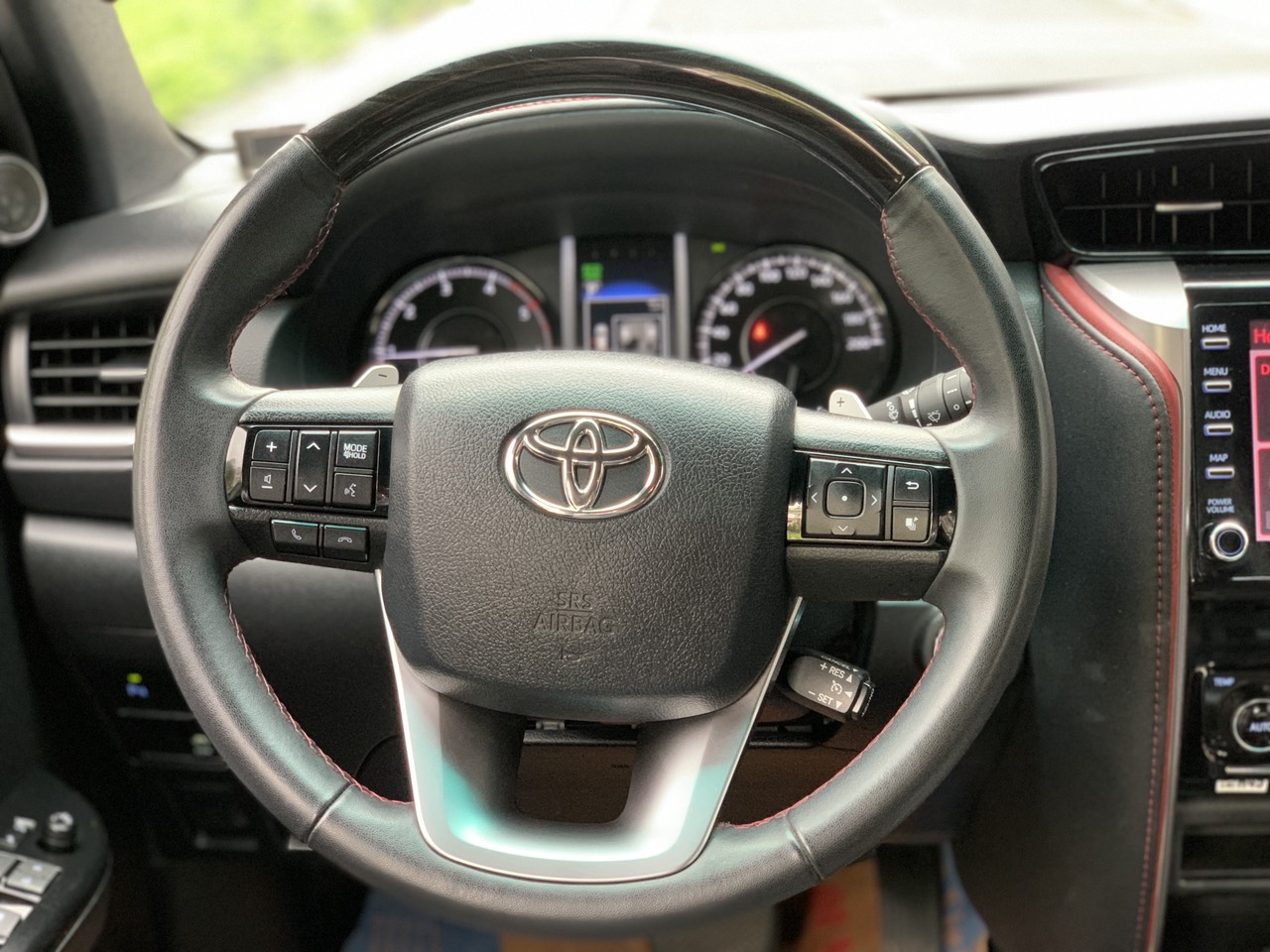 Fortuner Legender 2.4G 4x2 AT 2020 (đã bán)