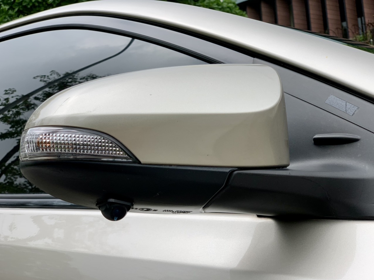 Toyota Vios 1.5G AT 2016 màu vàng cát (đã bán)