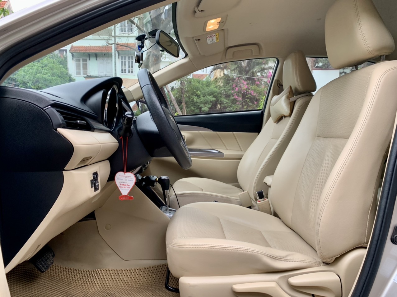 Toyota Vios 1.5G AT 2016 màu vàng cát (đã bán)