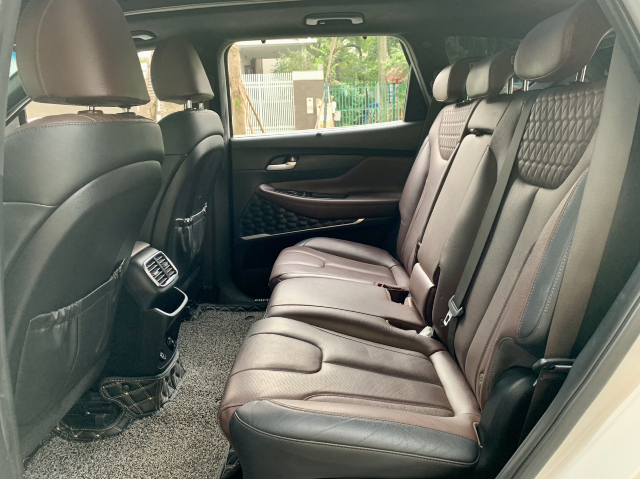 Hyundai Santafe Pre bản dầu cao cấp 2.2 HTRAC 2019 màu trắng (đã bán)