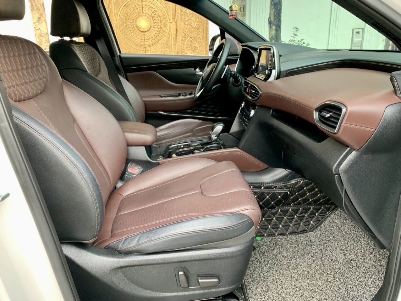 Hyundai Santafe Pre bản dầu cao cấp 2.2 HTRAC 2019 màu trắng (đã bán)