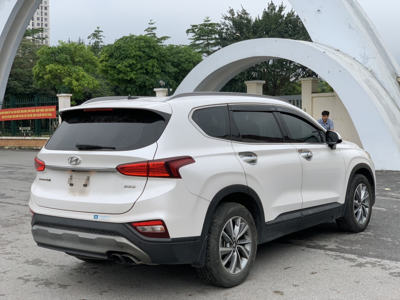 Hyundai Santafe máy dầu bản tiêu chuẩn 2020 màu trắng (Đã bán)
