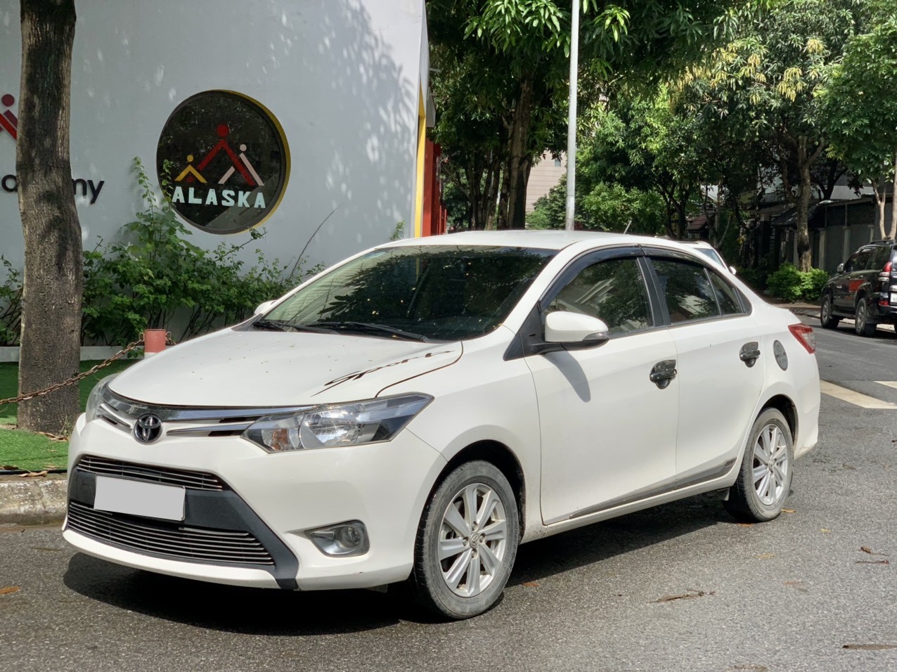 Toyota Vios E 1.5AT 2016 màu trắng (Đã bán)