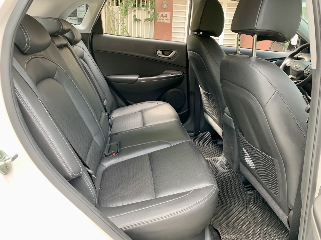 Hyundai Kona 2.0ATH 2020 màu trắng (Đã bán)