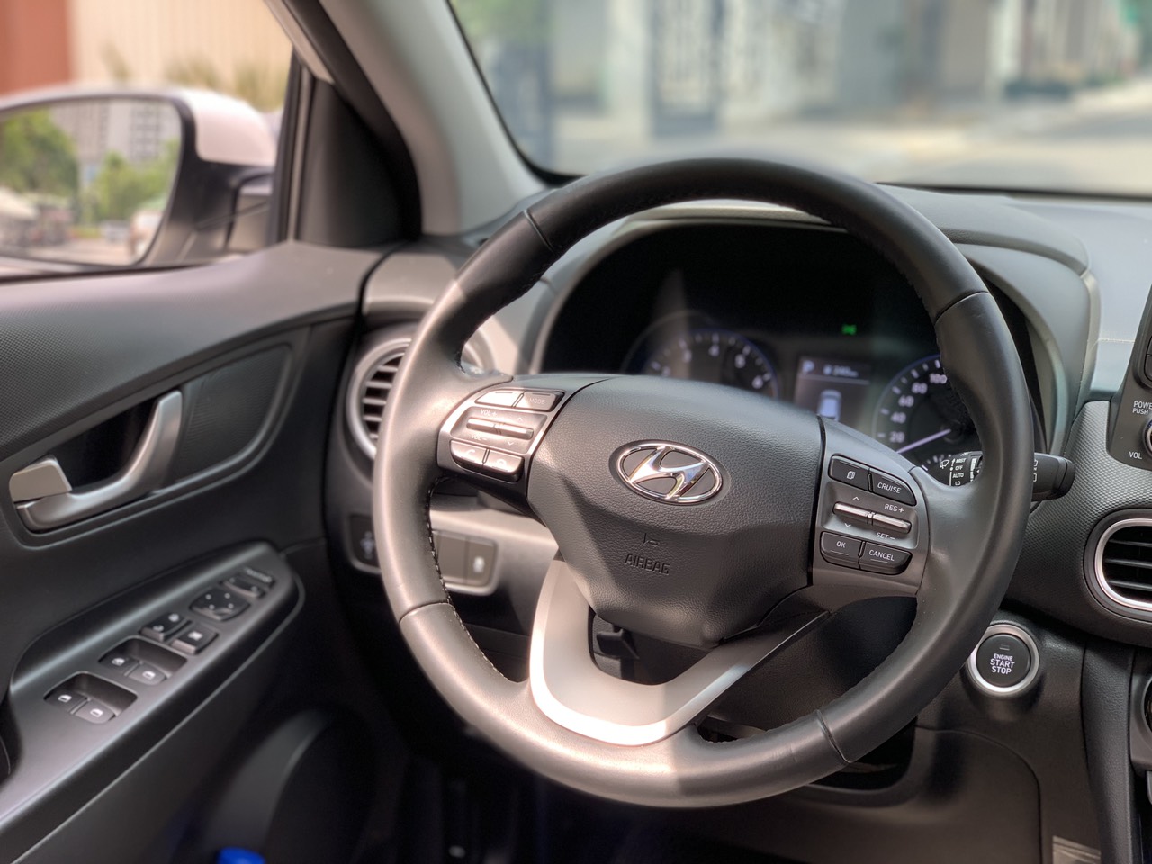 Hyundai Kona 2.0ATH 2020 màu trắng (Đã bán)