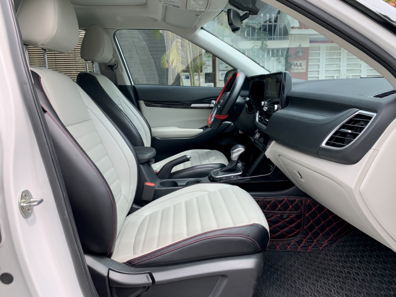 Kia Seltos 1.4 Preminum 2020 màu trắng (Đã bán)