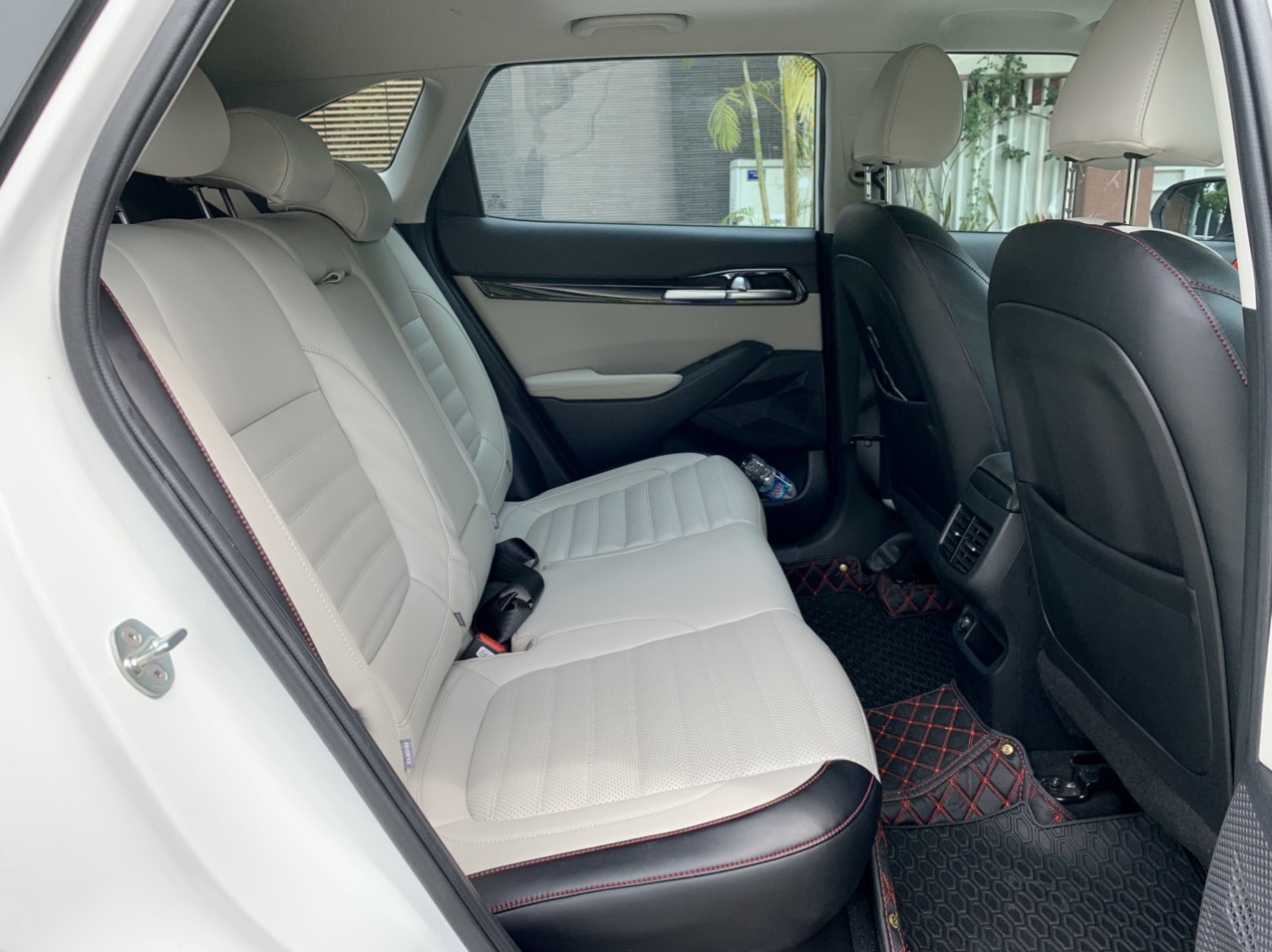 Kia Seltos 1.4 Preminum 2020 màu trắng (Đã bán)