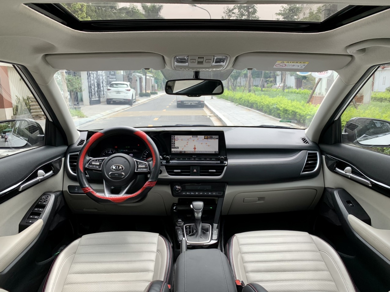 Kia Seltos 1.4 Preminum 2020 màu trắng (Đã bán)