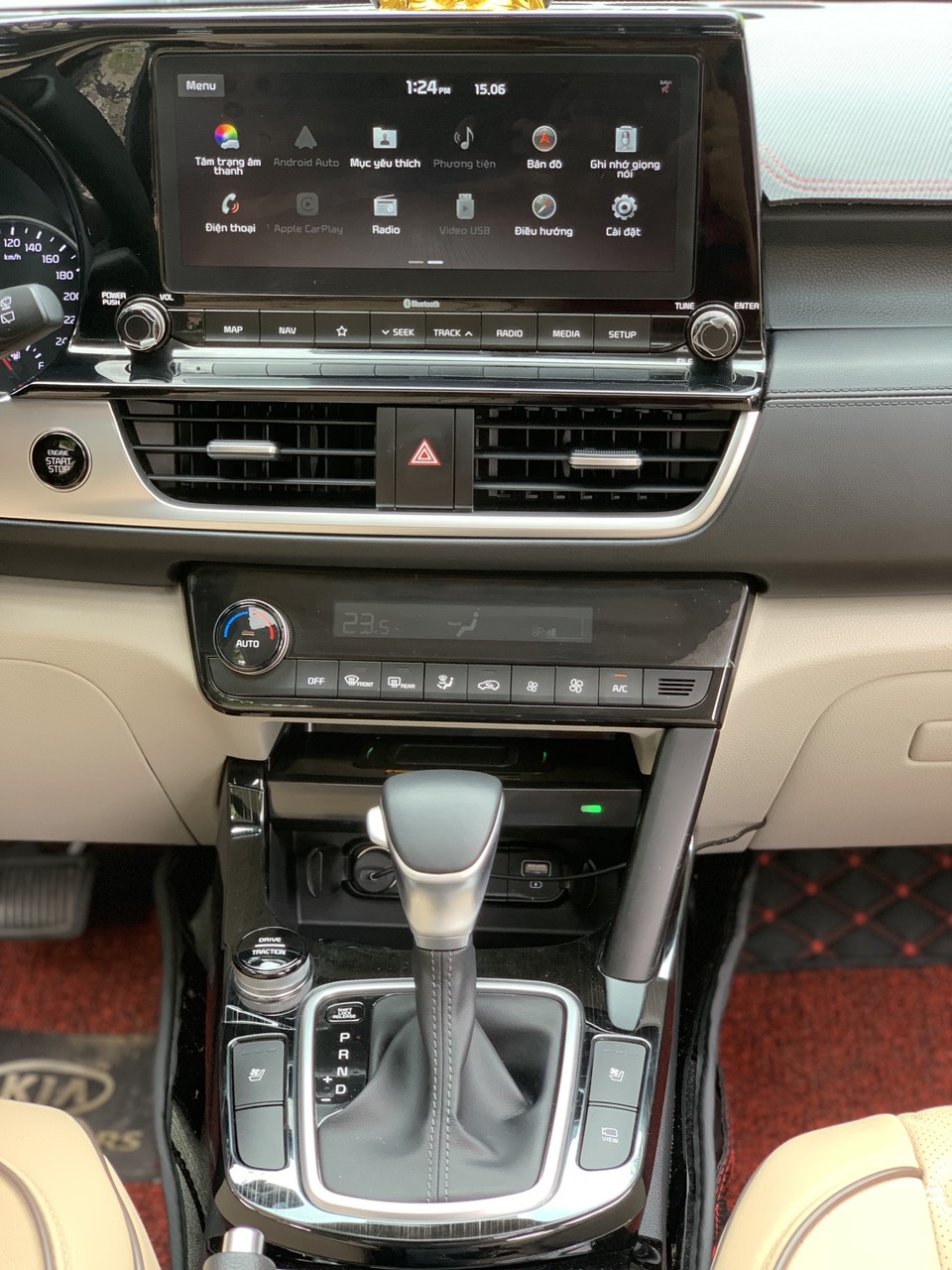 Kia Seltos 1.4 Premium 2021 màu trắng (Đã bán)