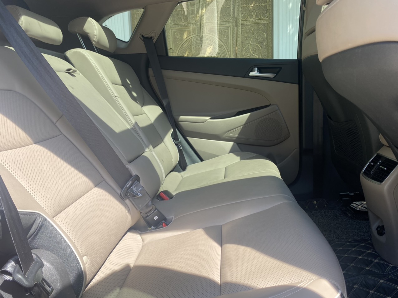 Hyundai Tucson 2.0 Đặc biệt 2021 màu đỏ (Đã bán)
