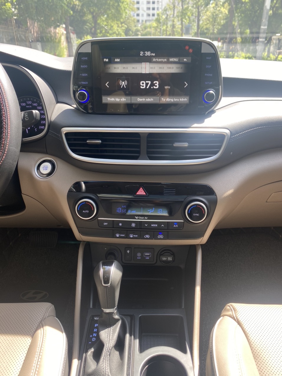 Hyundai Tucson 2.0 Đặc biệt 2021 màu đỏ (Đã bán)