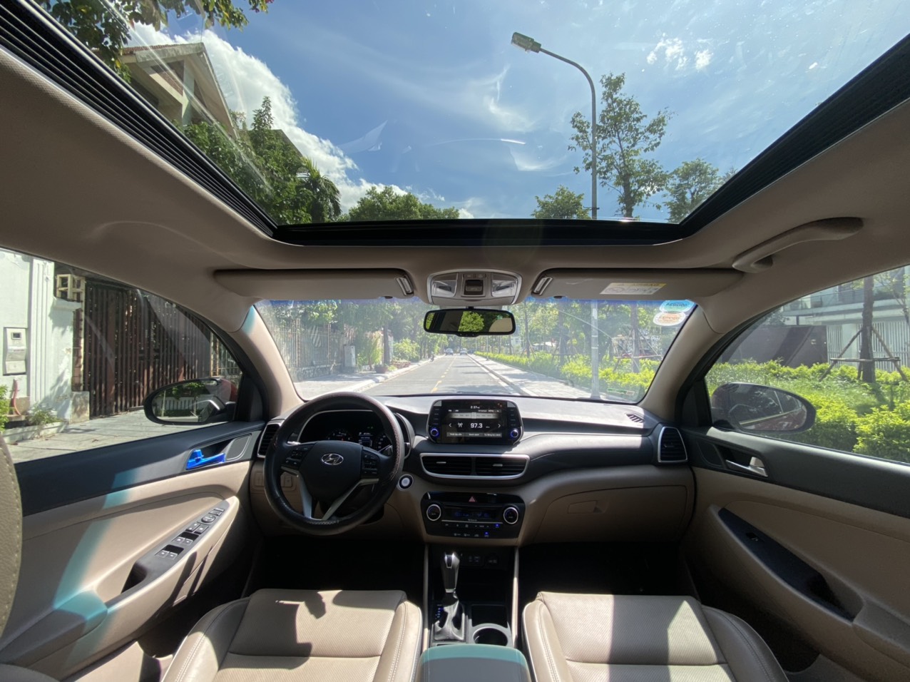 Hyundai Tucson 2.0 Đặc biệt 2021 màu đỏ (Đã bán)