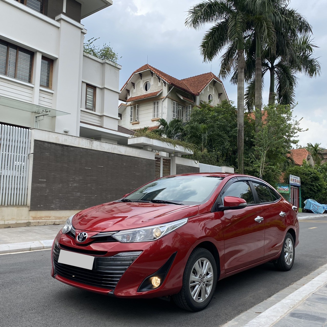 TOYOTA VIOS E MT SỐ SÀN 2021 MÀU ĐỎ  104432644