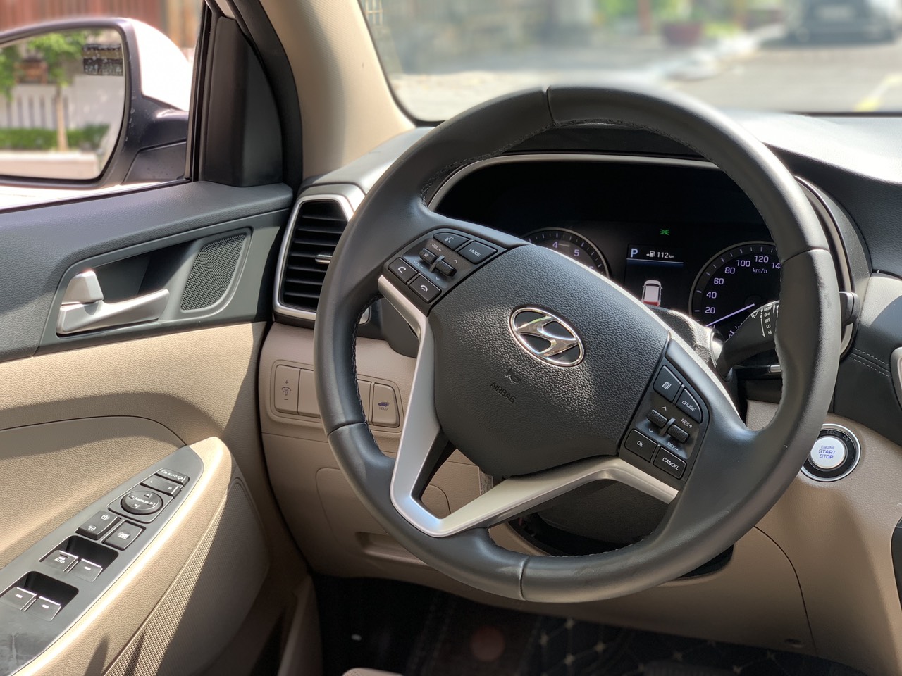 Hyundai Tucson 2.0ATH 2020 màu trắng (Đã bán)