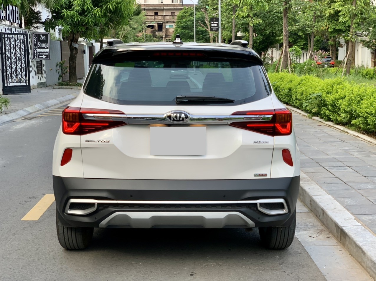 Kia Seltos 1.4 Preminum 2020 màu trắng (Đã bán)