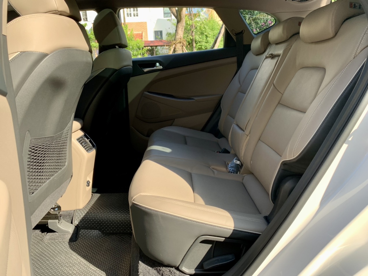 Hyundai Tucson 2.0ATH 2019 ĐKLĐ 2020 màu trắng (Đã bán)
