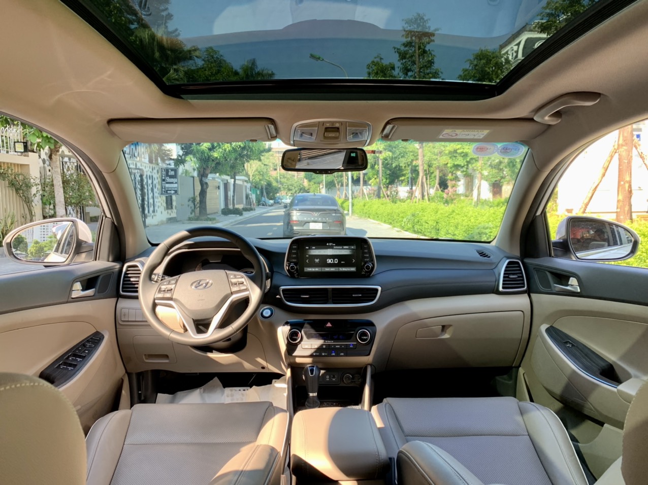 Hyundai Tucson 2.0ATH 2019 ĐKLĐ 2020 màu trắng (Đã bán)