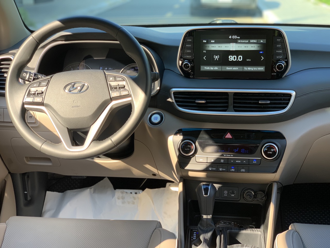 Hyundai Tucson 2.0ATH 2019 ĐKLĐ 2020 màu trắng (Đã bán)
