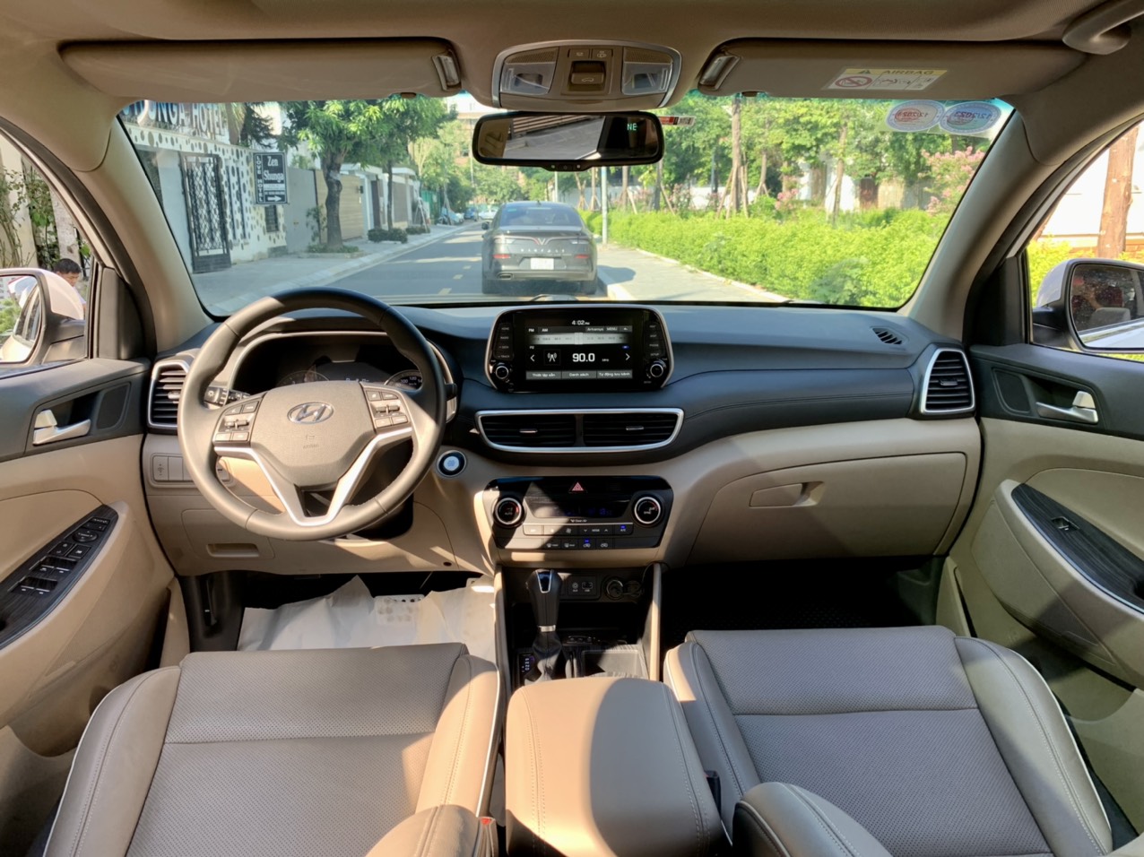 Hyundai Tucson 2.0ATH 2019 ĐKLĐ 2020 màu trắng (Đã bán)