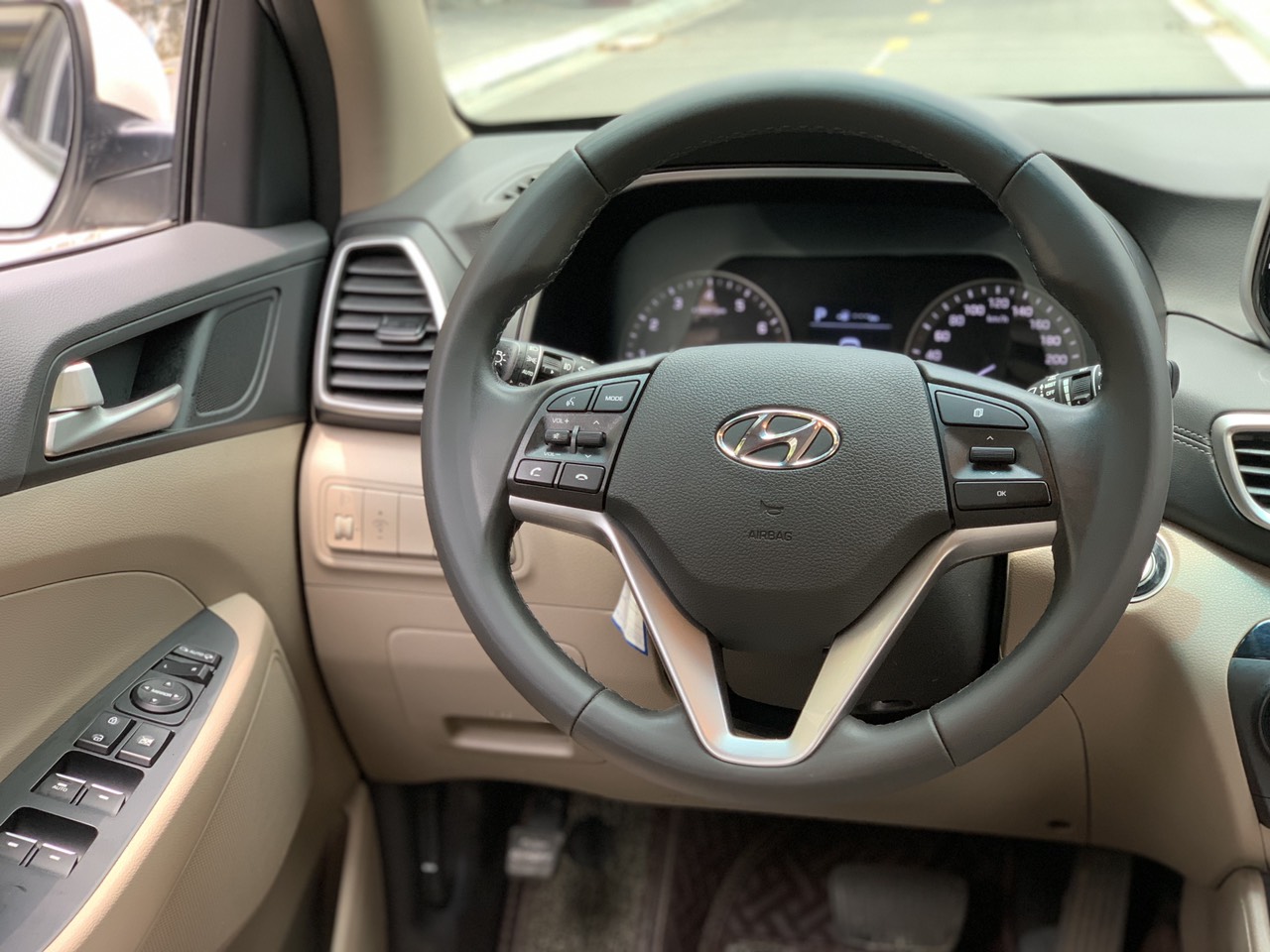 Hyundai Tucson 2.0 bản tiêu chuẩn 2020 (Đã bán)