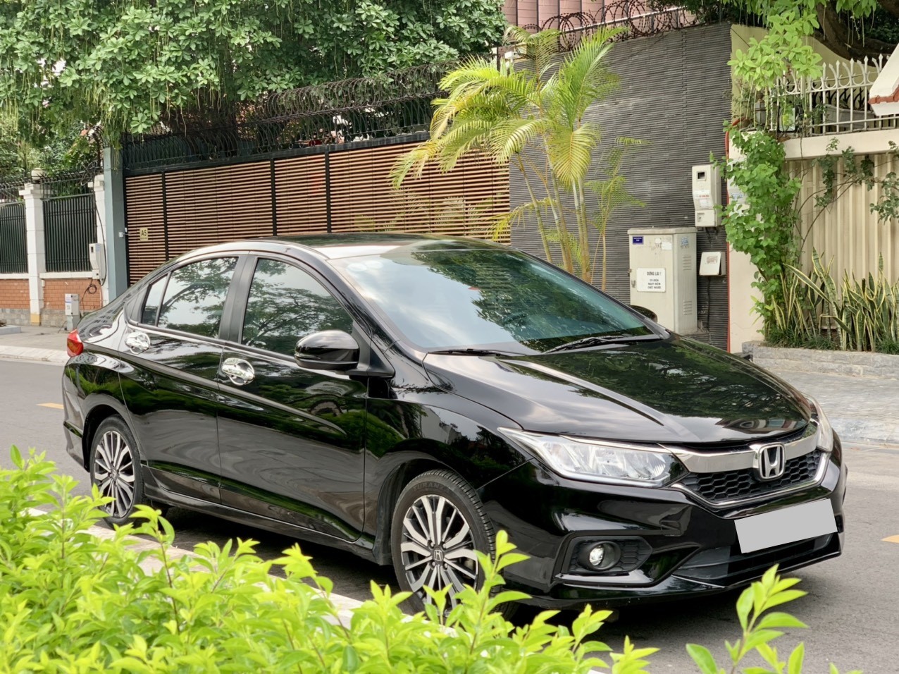 Honda City RS 2022 Đen  Tặng bảo hiểm thân vỏ