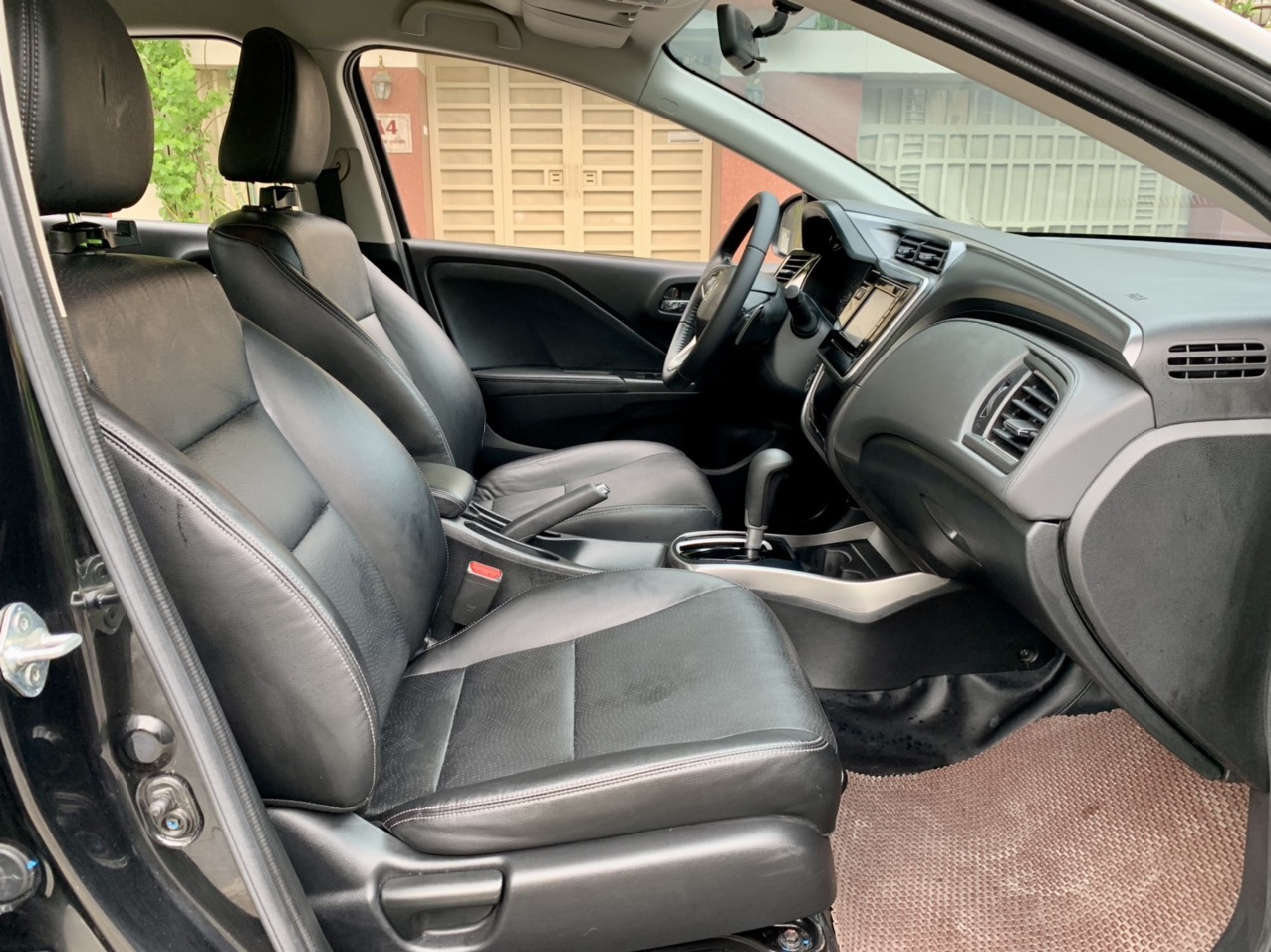 Honda City 1.5V-Top 2019 màu đen (Đã bán)