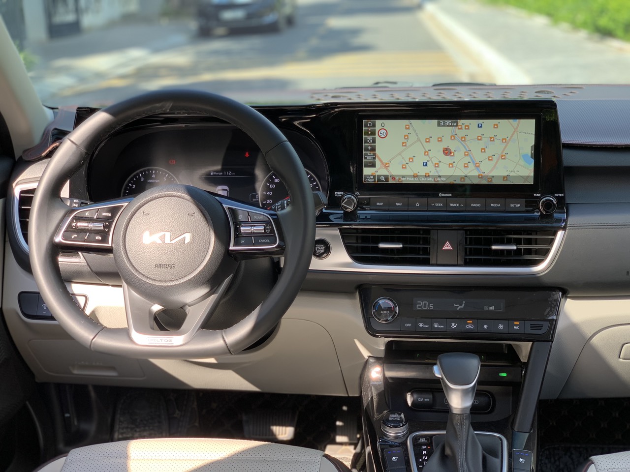 Kia Seltos 1.4 turbo Premium 2022 màu trắng (đã bán)